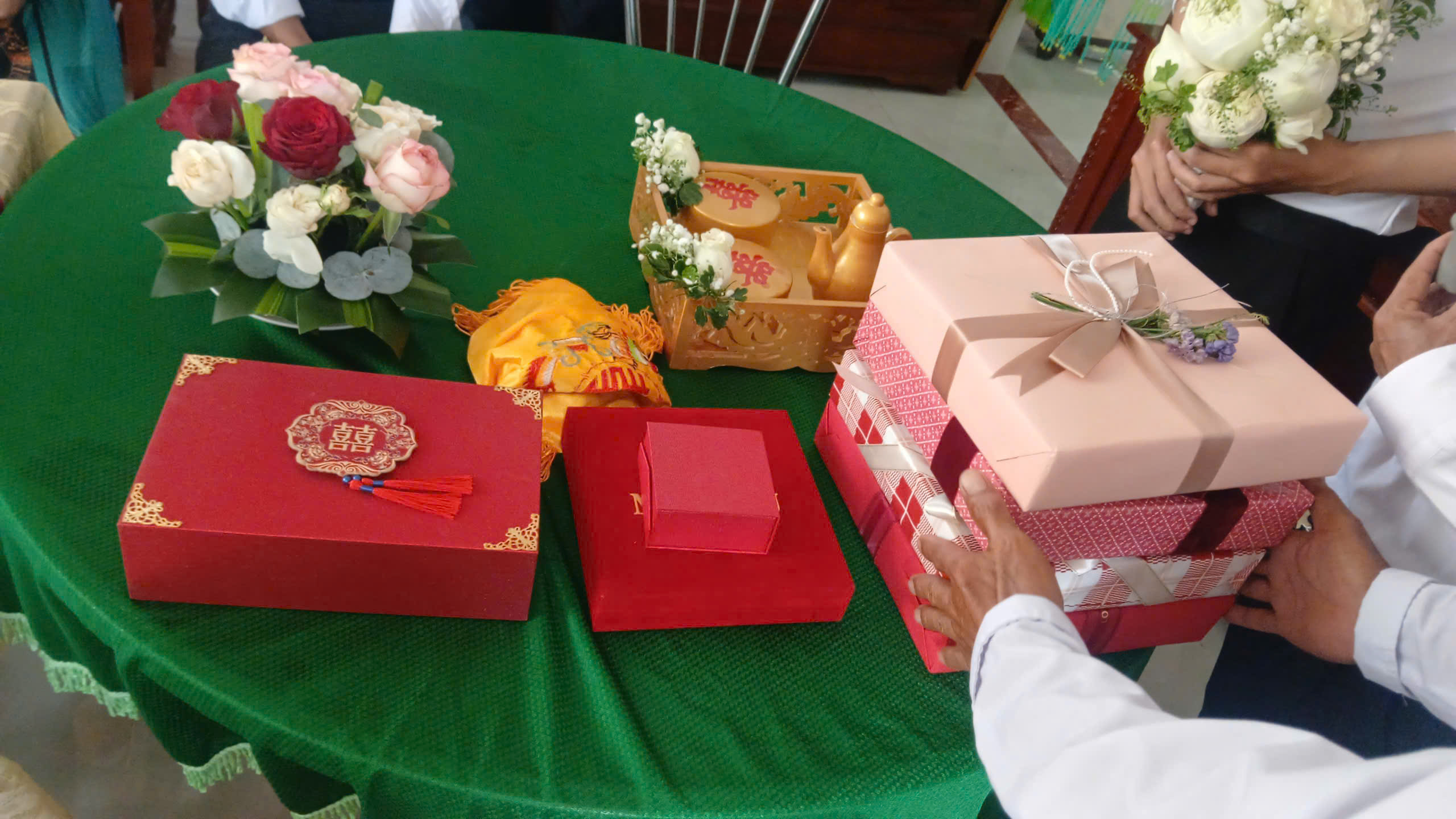 LỄ CƯỚI NHÀ NỮ